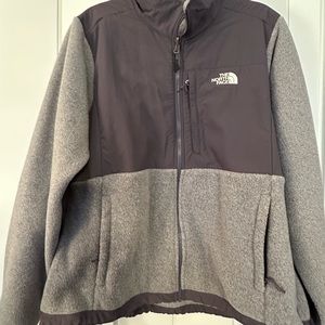 The Northface Denali Jacket-New without tags-excellent condition never worn